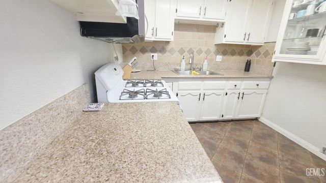 1610 Cunha Street, Bakersfield, CA 93305