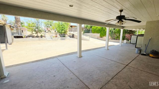 1610 Cunha Street, Bakersfield, CA 93305