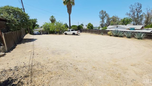 1610 Cunha Street, Bakersfield, CA 93305