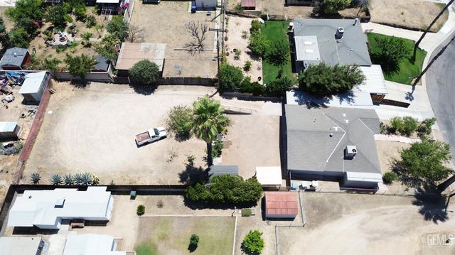 1610 Cunha Street, Bakersfield, CA 93305