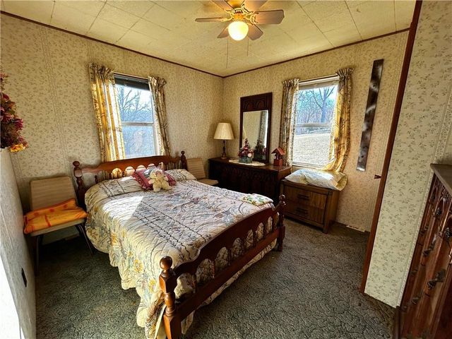 30643 Rosey Lane, Edwards, MO 65326