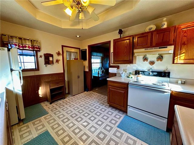 30643 Rosey Lane, Edwards, MO 65326