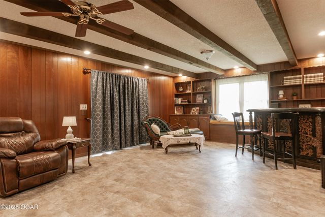 2005 Laura Ln, Joplin, MO 64801