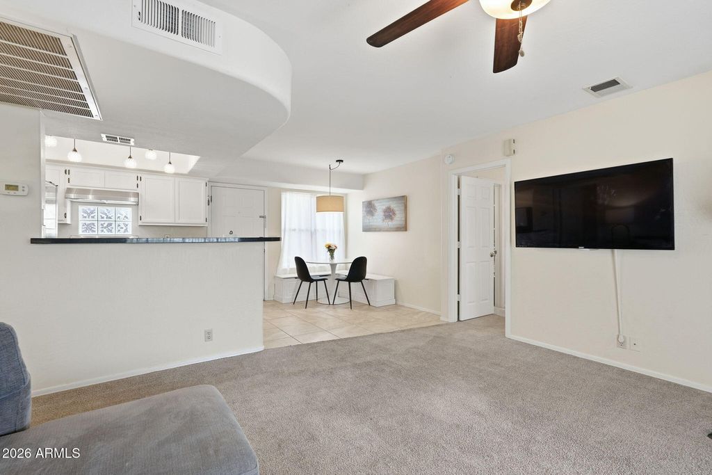 14910 N KINGS Way 204, Fountain Hills, AZ 85268 — photo 3