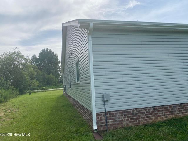 1518 Antioch Road, Pikeville, NC 27863