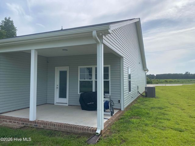 1518 Antioch Road, Pikeville, NC 27863