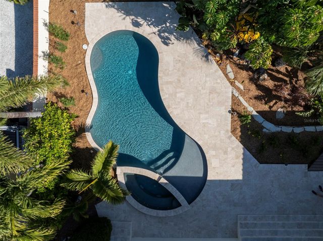 4757 HIGEL AVENUE, Sarasota, FL 34242