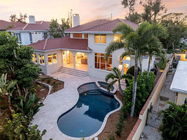 4757 HIGEL AVENUE, Sarasota, FL 34242