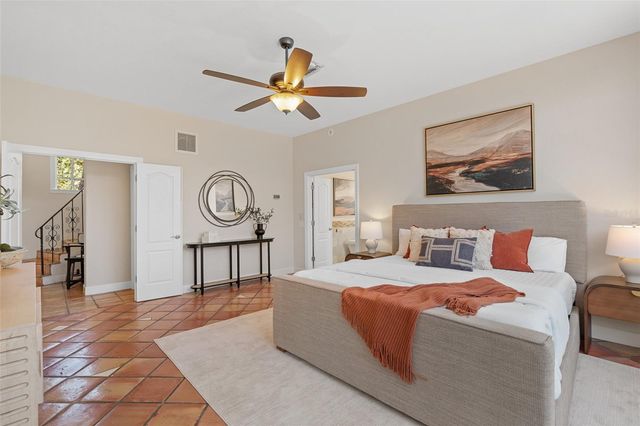 4757 HIGEL AVENUE, Sarasota, FL 34242