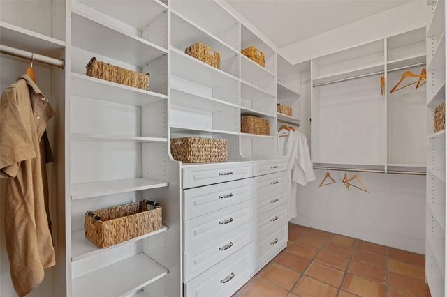 4757 HIGEL AVENUE, Sarasota, FL 34242