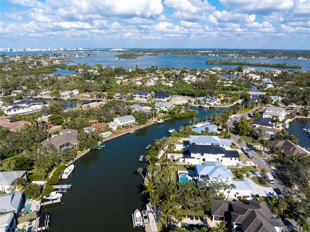 4757 HIGEL AVENUE, Sarasota, FL 34242