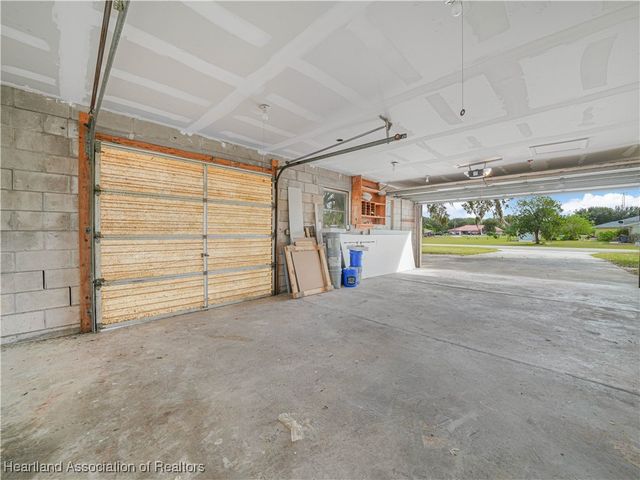 2736 Nautilus Drive, Avon Park, FL 33825