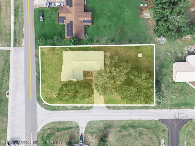 2736 Nautilus Drive, Avon Park, FL 33825