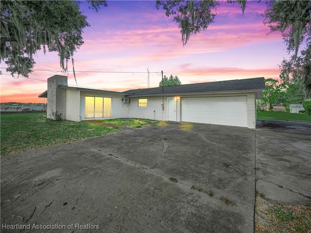 2736 Nautilus Drive, Avon Park, FL 33825
