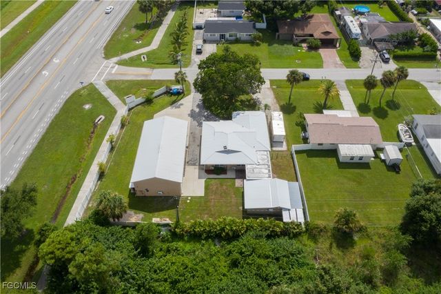 1418 Shirley DR, North Fort Myers, FL 33917