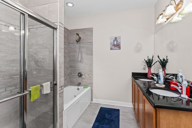 25 N Menard Avenue 2S, Chicago, IL 60644