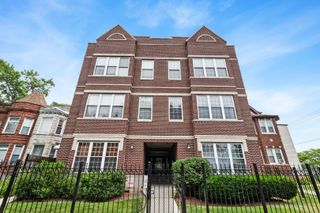25 N Menard Avenue 2S, Chicago, IL 60644