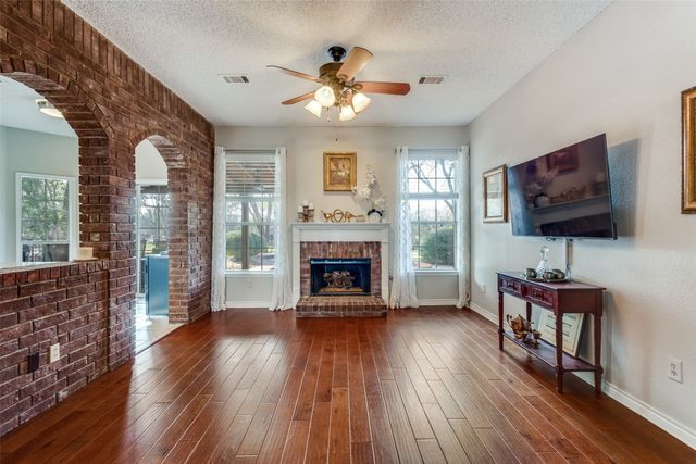 2628 Valley Creek Trail, Mckinney, TX 75072