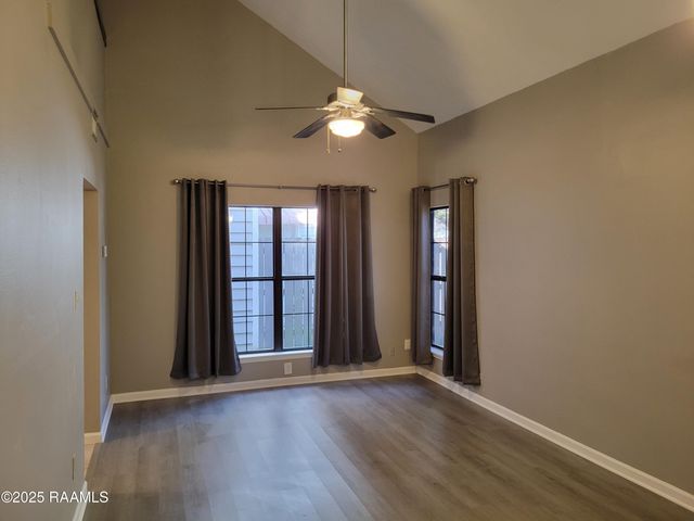 131 E Pamela Drive, Lafayette, LA 70506