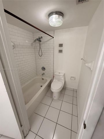 6300 SW 138th Ct 102, Miami, FL 33183