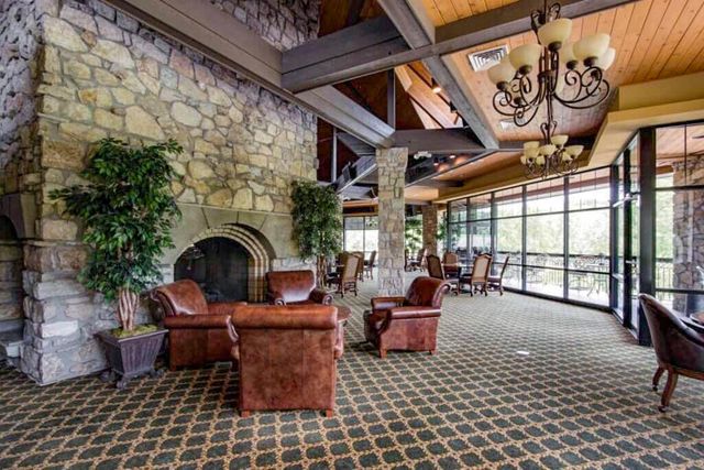 1241 Golf Dr, Unit 3, Branson West, MO 65737