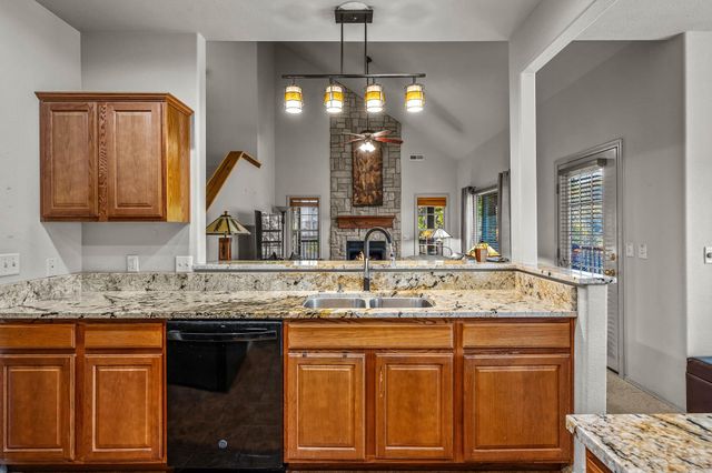 1241 Golf Dr, Unit 3, Branson West, MO 65737