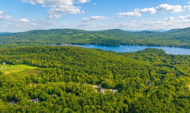 1 Jaytee Drive, Alton, NH 03809