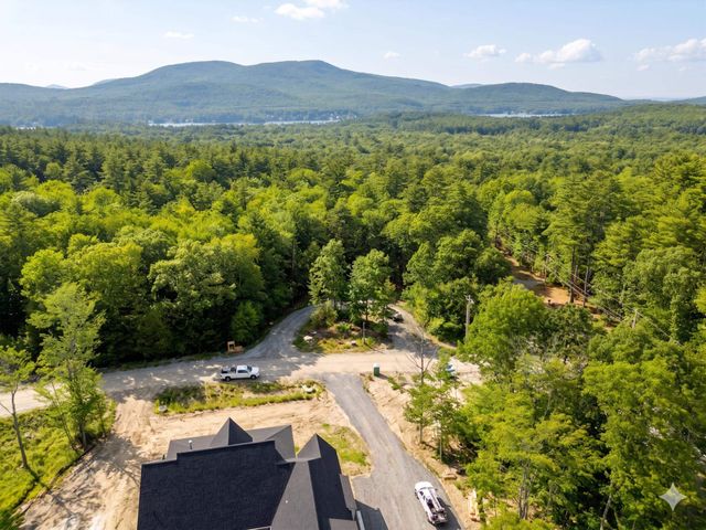 1 Jaytee Drive, Alton, NH 03809