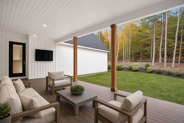 1 Jaytee Drive, Alton, NH 03809