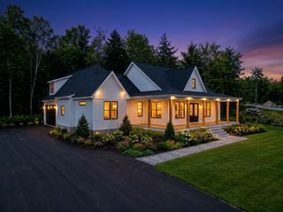 1 Jaytee Drive, Alton, NH 03809