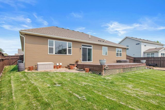 9189 Plymouth Road, Woodbury, MN 55129