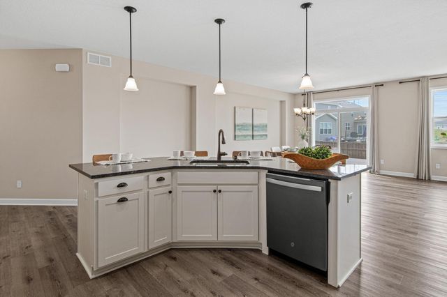 9189 Plymouth Road, Woodbury, MN 55129