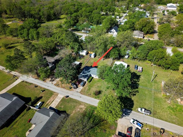 6 S Warren Street, Kiefer, OK 74041