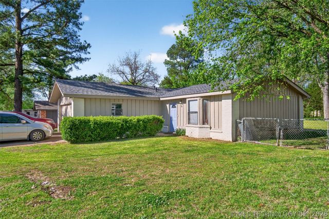 6 S Warren Street, Kiefer, OK 74041