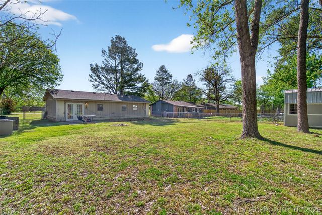 6 S Warren Street, Kiefer, OK 74041