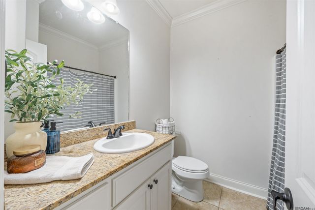 10753 Fenway Ln, Denham Springs, LA 70726