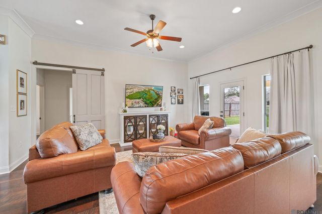 10753 Fenway Ln, Denham Springs, LA 70726