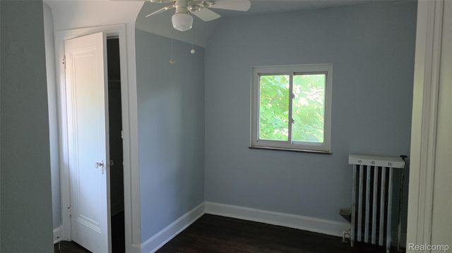 1332 Fort Park Boulevard, Lincoln Park, MI 48146
