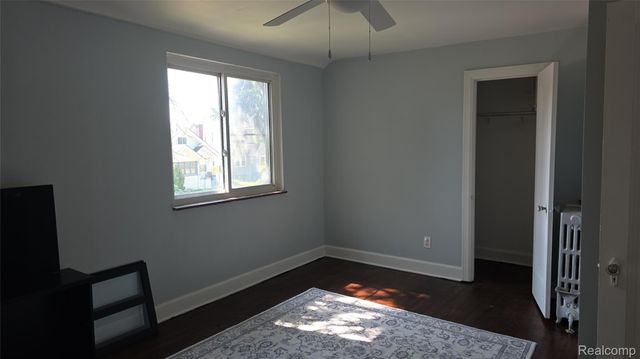 1332 Fort Park Boulevard, Lincoln Park, MI 48146