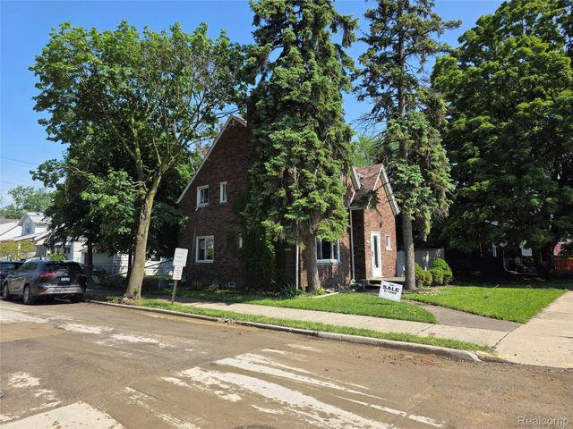 1332 Fort Park Boulevard, Lincoln Park, MI 48146