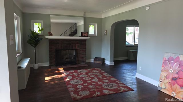 1332 Fort Park Boulevard, Lincoln Park, MI 48146
