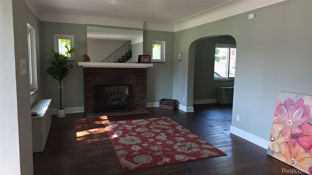 1332 Fort Park Boulevard, Lincoln Park, MI 48146