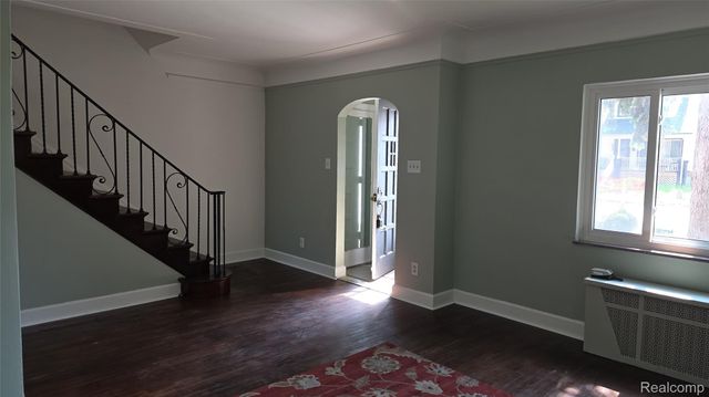 1332 Fort Park Boulevard, Lincoln Park, MI 48146