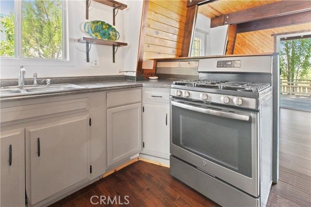 2068 Slippery Elm, Wrightwood, CA 92397