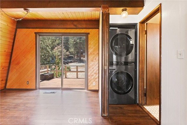 2068 Slippery Elm, Wrightwood, CA 92397