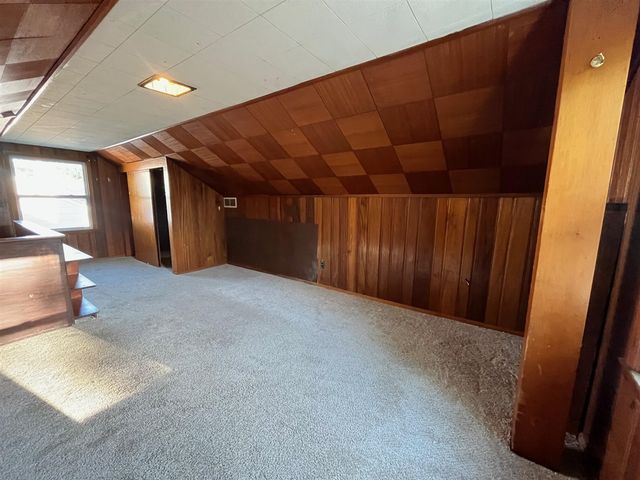 19977 Elkhart Street, Harper Woods, MI 48225