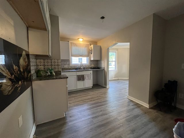 19977 Elkhart Street, Harper Woods, MI 48225
