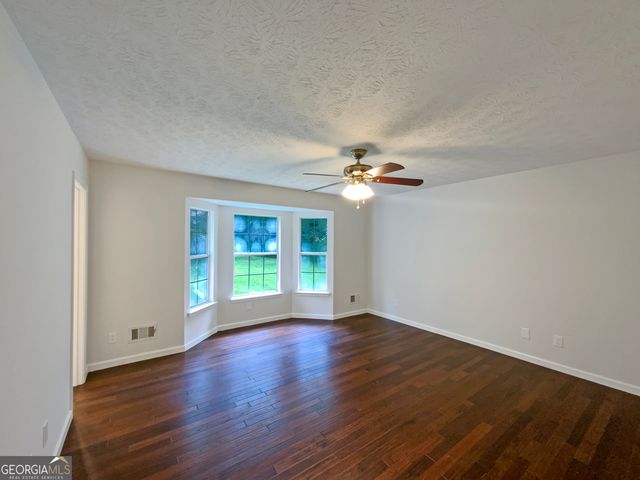 172 Stokes Drive, Stockbridge, GA 30281