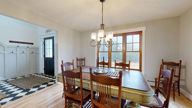 10 Meadow Drive, Jericho, VT 05465