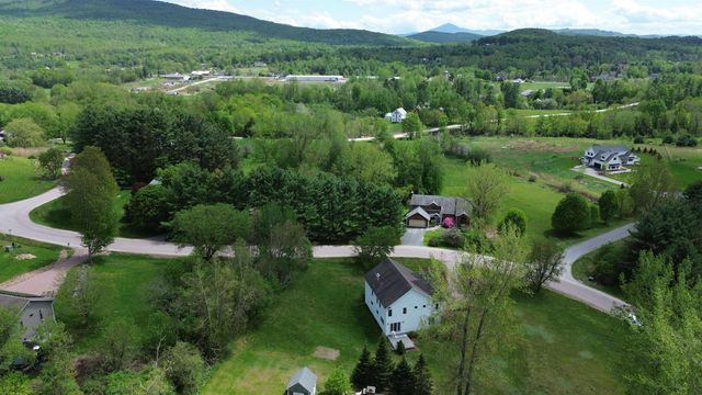 10 Meadow Drive, Jericho, VT 05465